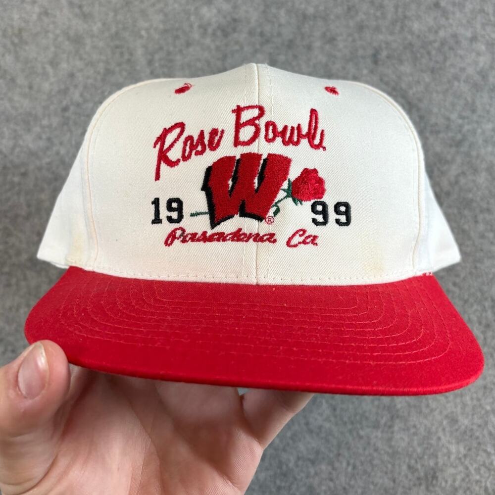 VTG 90s Wisconsin Badgers Hat Cap White NCAA Rose Bowl Pasadena Snapback Nissin
